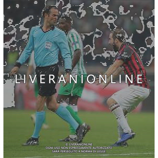 UEFA Europa League 2018/2019 Group Stage F Milano - 25.10.2018 Milan-Betis Siviglia Nella Foto: gonzalo higuain protesta con l’arbitro bas nijhuis /Ph.Vitez-Ag. Aldo Liverani