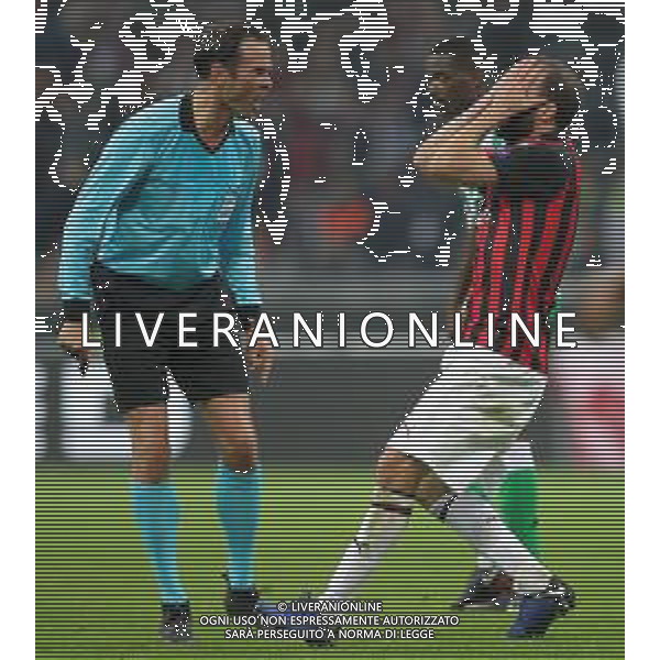 UEFA Europa League 2018/2019 Group Stage F Milano - 25.10.2018 Milan-Betis Siviglia Nella Foto: gonzalo higuain protesta con l’arbitro bas nijhuis /Ph.Vitez-Ag. Aldo Liverani