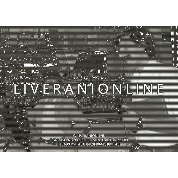 1982 MILANO TERRAZZA MARTINI PRESENTAZIONE TEAM GIACOMO AGOSTINI NELLA FOTO GIACOMO AGOSTINI AG ALDO LIVERANI SAS