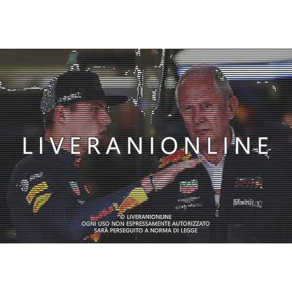 (L to R): Max Verstappen (NLD) Red Bull Racing with Dr Helmut Marko (AUT) Red Bull Motorsport Consultant. 27.10.2018. Formula 1 World Championship, Rd 19, Mexican Grand Prix, Mexico City, Mexico, Qualifying Day. AG ALDO LIVERANI SAS-ONLY ITALY