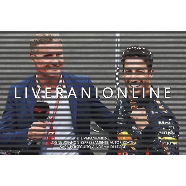 Daniel Ricciardo (AUS) Red Bull Racing (Right) celebrates his pole position in qualifying parc ferme with David Coulthard (GBR) Red Bull Racing and Scuderia Toro Advisor / Channel 4 F1 Commentator. 27.10.2018. Formula 1 World Championship, Rd 19, Mexican Grand Prix, Mexico City, Mexico, Qualifying Day. ag aldo liverani sas-only italy