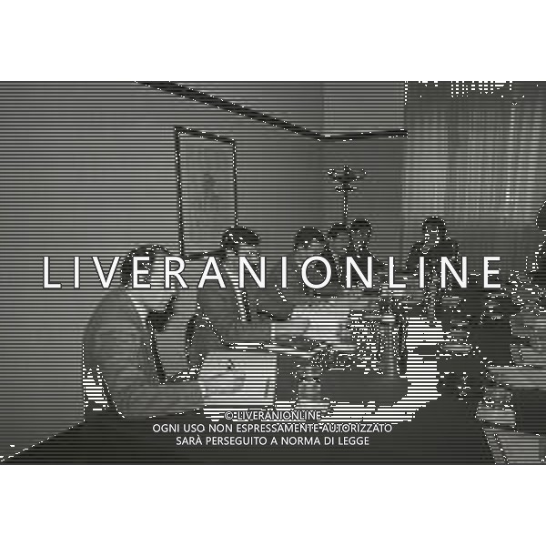1985 MILANO-CONFERENZA STAMPA ASSOCALCIATORI NELLA FOTO PIERO VOLPI-GROSSO LEONARDO - AVVOCATO SERGIO CAMPANA-SILVANO MAIOLI E AGOSTINO DI BARTOLOMEI AG ALDO LIVERANI SAS