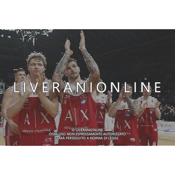 LegA BAsket A - V.L. PesAro - AX ArmAni EchAnge MilAno 28/10/2018 nellA foto: EsultAnzA finAle AX ArmAni EchAnge MilAno ©ClAudio ZAmAgni/AgenziA Aldo LiverAni / AGENZIA ALDO LIVERANI SAS - LegA Basket Serie A1 - V.L. PesAro - AX ArmAni EchAnge MilAno 28.10.2018