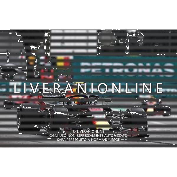 Max Verstappen (NLD) Red Bull Racing RB14. 28.10.2018. Formula 1 World Championship, Rd 19, Mexican Grand Prix, Mexico City, Mexico, Race Day. / AGENZIA ALDO LIVERANI SAS - ITALY ONLY EDITORIAL USE ONLY - GP F1 MESSICO GARA 28.10.2018