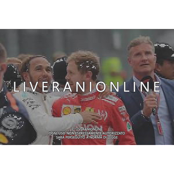 Lewis Hamilton (GBR) Mercedes AMG F1 W09 celebrates his 5th World Championship and Sebastian Vettel (GER) Ferrari SF71H.. 28.10.2018. Formula 1 World Championship, Rd 19, Mexican Grand Prix, Mexico City, Mexico, Race Day. AG ALDO LIVERANI SAS-ONLY ITALY