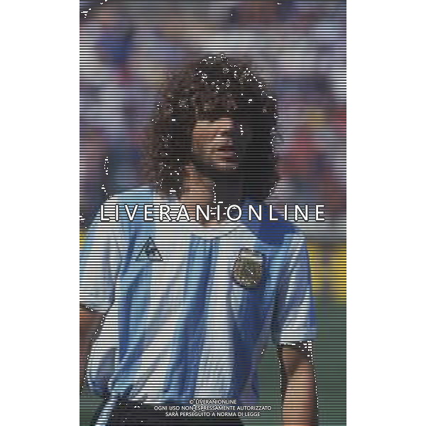 RETROSPETTIVA TARANTINI ALBERTO CESAR CALCIATORE NELLA FOTO TARANTINI ALBERTO CESAR CON LA MAGLIA DELLA NAZIONALE ARGENTINA 1982 AG ALDO LIVERANI SAS