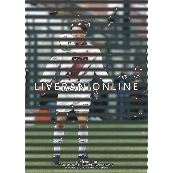 RETROSPETTIVA MASSIMO BRAMBILLA CALCIATORE NELLA FOTO MASSIMO BRAMBILLA CON LA MAGLIA DEL TORINO CALCIO AG ALDO LIVERANI SAS
