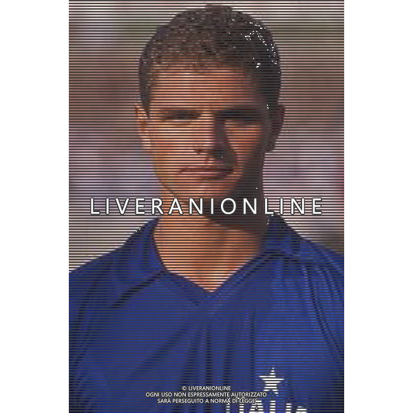 RETROSPETTIVA MASSIMO BRAMBATI CALCIATORE NELLA FOTO BRAMBATI MASSIMO CON LA MAGLIA DELLA NAZIONALE ITALIA AG ALDO LIVERANI SAS