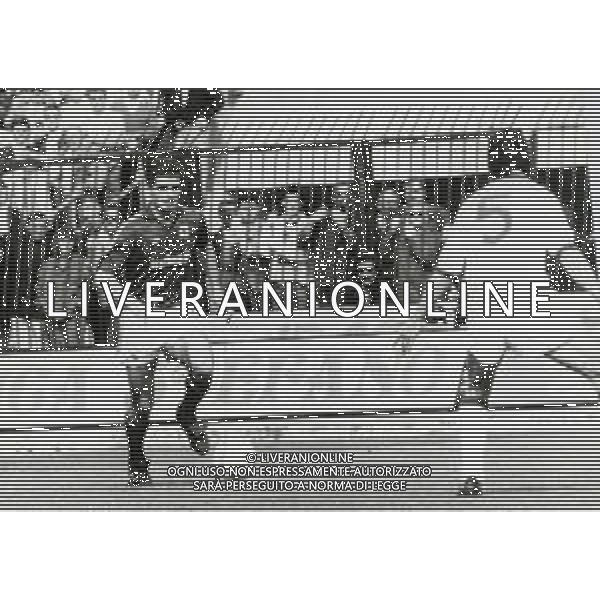 RETROSPETTIVA MASSIMO BRAMBATI CALCIATORE NELLA FOTO BRAMBATI MASSIMO CON LA MAGLIA DEL TORINO AG ALDO LIVERANI SAS