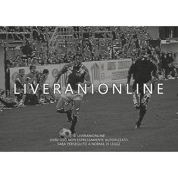 1970 -NAZIONALE ITALIANA CALCIO ALLENAMENTO NELLA FOTO GIUSEPPE SAVOLDI AG ALDO LIVERANI SAS