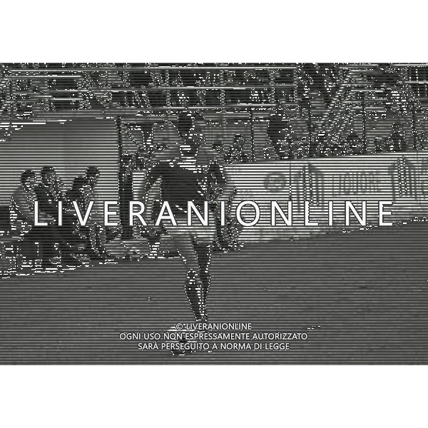 1970 -NAZIONALE ITALIANA CALCIO ALLENAMENTO NELLA FOTO FABIO CAPELLO AG ALDO LIVERANI SAS