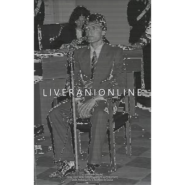 1982 FIRENZE- PROCESSO A SILVANO MARTINA PORTIERE DEL GENOA CHE SFORTUNATAMENTE IN UNA USCITA COLPI \' GIANCARLO ANTOGNONI ALLA TESTA NELLA PARTITA FIORENTINA GENOA DEL 1981 NELLA FOTO GIANCARLO ANTOGNONI IN TRIBUNALE AG ALDO LIVERANI SAS