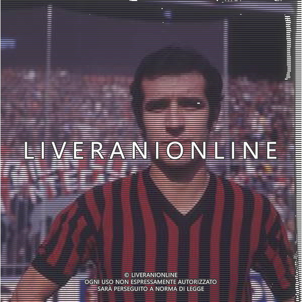 RETROSPETTIVA ALBERTO BIGON CALCIATORE E ALLENATORE NELLA FOTO ALBERTO BIGON CON LA MAGLIA DEL MILAN AG ALDO LIVERANI SAS