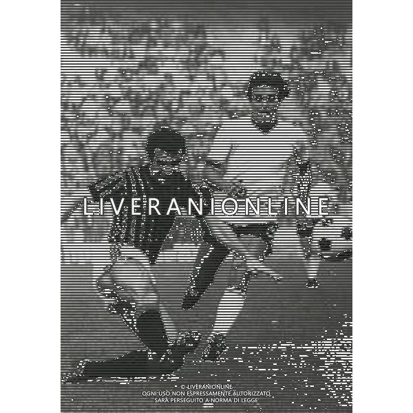 RETROSPETTIVA ALBERTO BIGON CALCIATORE E ALLENATORE NELLA FOTO ALBERTO BIGON CON LA MAGLIA DEL MILAN AG ALDO LIVERANI SAS