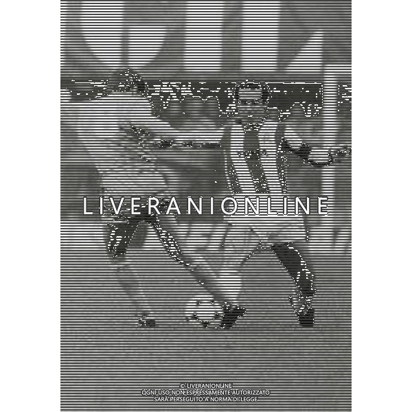 RETROSPETTIVA ALBERTO BIGON CALCIATORE E ALLENATORE NELLA FOTO ALBERTO BIGON CON LA MAGLIA DEL VICENZA CALCIO AG ALDO LIVERANI SAS