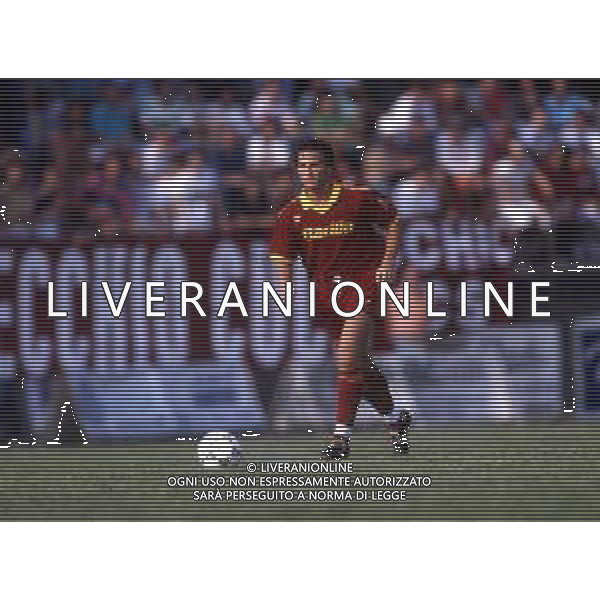 RETROSPETTIVA LUIGI GARZJA CALCIATORE NELLA FOTO LUIGI GARZJA CON LA MAGLIA DELLA ROMA CALCIO AG ALDO LIVERANI SAS