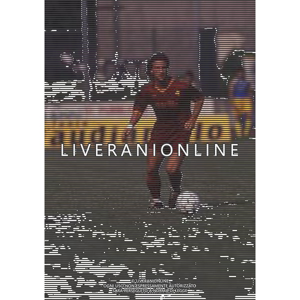 RETROSPETTIVA LUIGI GARZJA CALCIATORE NELLA FOTO LUIGI GARZJA CON LA MAGLIA DELLA ROMA CALCIO AG ALDO LIVERANI SAS