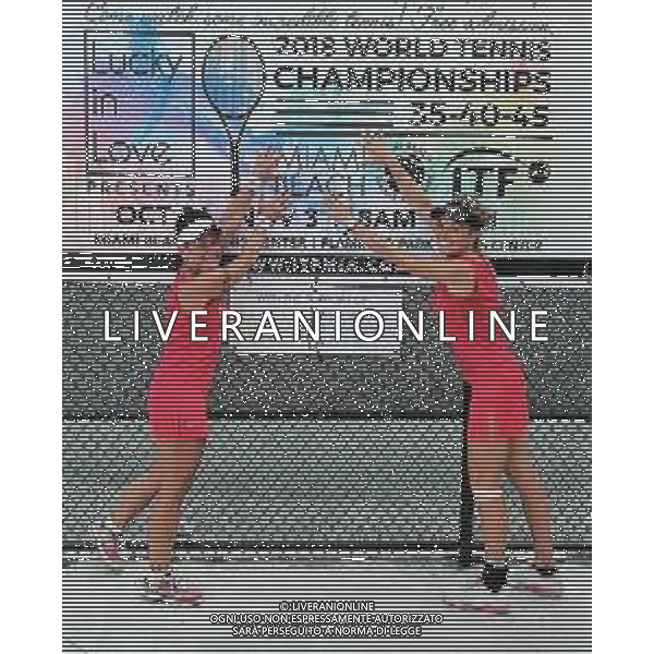 SABATO 3 NOVEMBRE 2018 NELLA FOTO DA SINISTRA SILVIA SANNA E VALENTINA PADULA VINCONO NEL DOPPIO FEMMINILE IL TITOLO MONDIALE DI TENNIS OVER 45 A MIAMI FOTO GIANNI SANNA-AG ALDO LIVERANI SAS