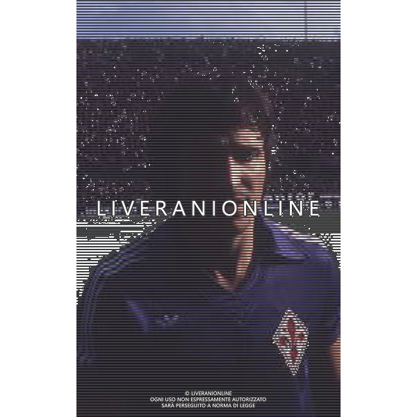 RETROSPETTIVA DANIEL BERTONI CALCIATORE NELLA FOTO DANIEL BERTONI CON LA MAGLIA DELLA FIORENTINA AG ALDO LIVERANI SAS