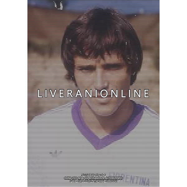 RETROSPETTIVA DANIEL BERTONI CALCIATORE NELLA FOTO DANIEL BERTONI CON LA MAGLIA DELLA FIORENTINA AG ALDO LIVERANI SAS