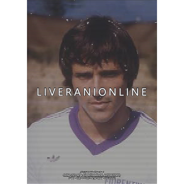 RETROSPETTIVA DANIEL BERTONI CALCIATORE NELLA FOTO DANIEL BERTONI CON LA MAGLIA DELLA FIORENTINA AG ALDO LIVERANI SAS
