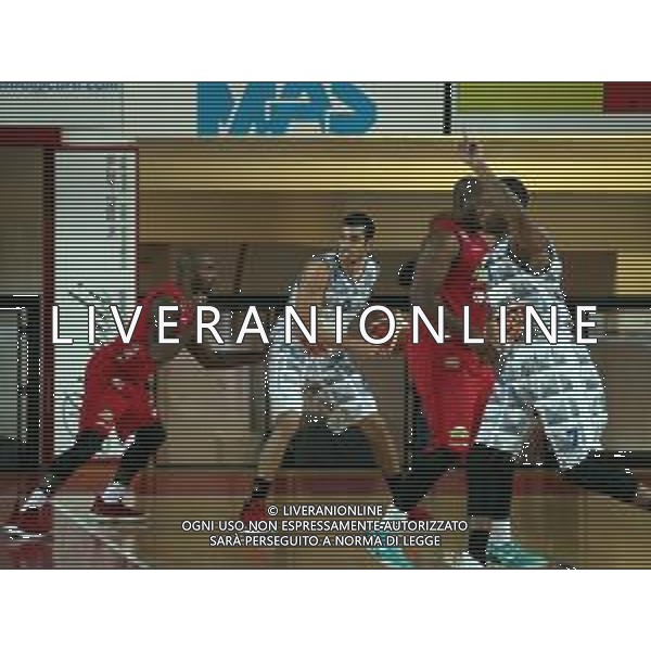 IMOLA 4 NOVEMBRE 2018 BASKET NATURELLE IMOLA BONDI FERRARA NELLA FOTO LORENZO DE ZARDO PANNI FERRARA FOTO GIANNI SANNA-AG ALDO LIVERANI SAS