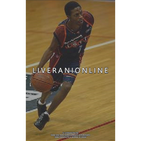 2003 MILANO CAMPIONATO DI BASKET BREIL MILANO LOTTOMATICA ROMA NELLA FOTO Doremus Bennerman AG ALDO LIVERANI SAS