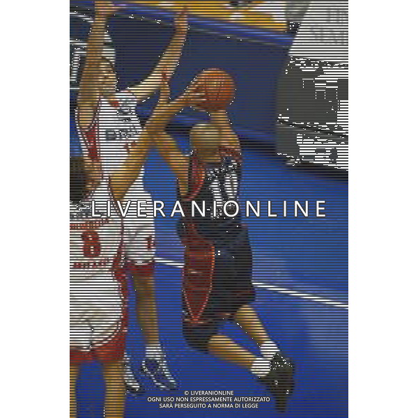 2003 MILANO CAMPIONATO DI BASKET BREIL MILANO LOTTOMATICA ROMA NELLA FOTO CHARLTON MYERS AG ALDO LIVERANI SAS
