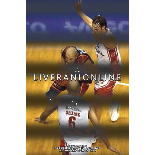 2003 MILANO CAMPIONATO DI BASKET BREIL MILANO LOTTOMATICA ROMA NELLA FOTO CHARLTON MYERS AG ALDO LIVERANI SAS