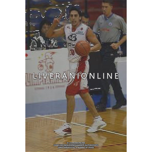 2003 MILANO CAMPIONATO DI BASKET BREIL MILANO LOTTOMATICA ROMA NELLA FOTO HUGO SCONOCCHINI AG ALDO LIVERANI SAS
