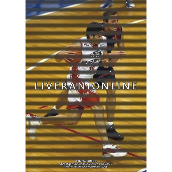 2003 MILANO CAMPIONATO DI BASKET BREIL MILANO LOTTOMATICA ROMA NELLA FOTO HUGO SCONOCCHINI AG ALDO LIVERANI SAS