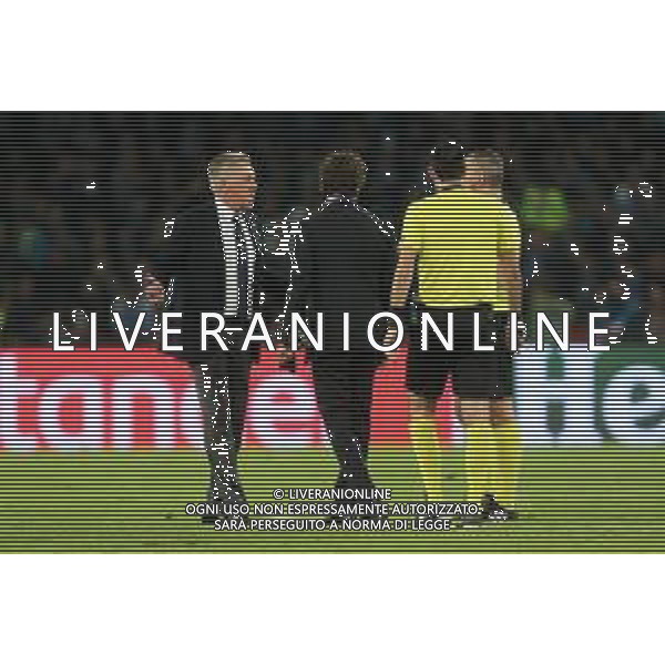 NAPOLI - PSG Paris Saint Germain CHAMPIONS LEAGUE 06.11.2018 NELLA FOTO CARLO ANCELOTTI PROTESTA CON L\'ARBITRO A FINE PRIMO TEMPO ©MOSCA / AGENZIA ALDO LIVERANI SAS