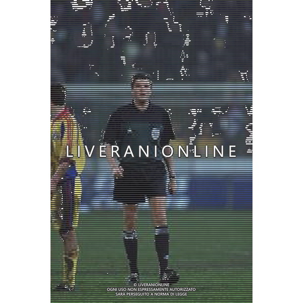 24-01-2001 BUCAREST-QUALIFICAZIONI MONDIALI ROMANIA ITALIA 0-2 NELLA FOTO Arbitro Herbert Fandel AG ALDO LIVERANI SAS