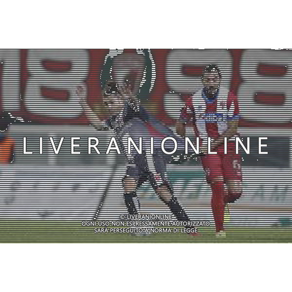 VIS PESARO - MONZA Campionato di calcio serie C girone B 11/11/2018 nella foto: Locolano Simone (Monza 1912) Paoli Lorenzo (vis pesaro) ©Claudio Zamagni/Agenzia Aldo Liverani
