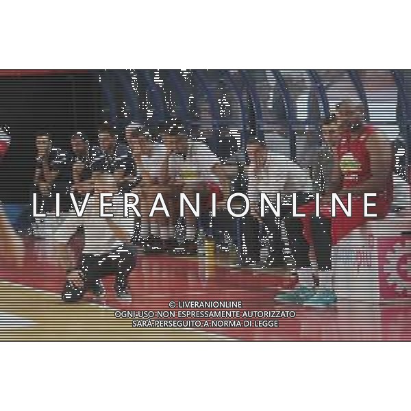 IMOLA 11 11 2018 LE NATURELLE IMOLA BASKET-RAVENNA SERIE A2 NELLA FOTO EMANUELE DI PAOLANTONIOALLENATORE E RAYMOND B.J. LE NATURELLE IMOLA FOTO GIANNI SANNA-AG ALDO LIVERANI SAS