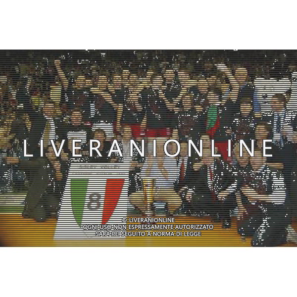 TREVISO 15/05/2005 PLAY OFF SCUDETTO SISLEY TREVISO-RPA PERUGIA NELLA FOTO:FESTEGGIAMENTI FOTO PAOLA GARBUIO/ALDO LIVERANI s.a.s