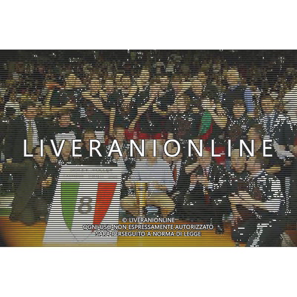 TREVISO 15/05/2005 PLAY OFF SCUDETTO SISLEY TREVISO-RPA PERUGIA NELLA FOTO:FESTEGGIAMENTI FOTO PAOLA GARBUIO/ALDO LIVERANI s.a.s