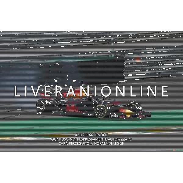 Max Verstappen (NLD) Red Bull Racing and Esteban Ocon (FRA) Force India F1 11.11.2018. Formula 1 World Championship, Rd 20, Brazilian Grand Prix, Sao Paulo, Brazil, Race Day. AG ALDO LIVERANI SAS-ONLY ITALY