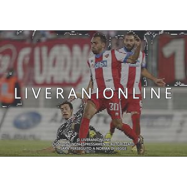 VIS PESARO - MONZA Campionato di calcio serie C girone B 11/11/2018 nella foto: Rizzato Simone (vis pesaro) Luca Palesi (Monza 1912) ©Claudio Zamagni/Agenzia Aldo Liverani
