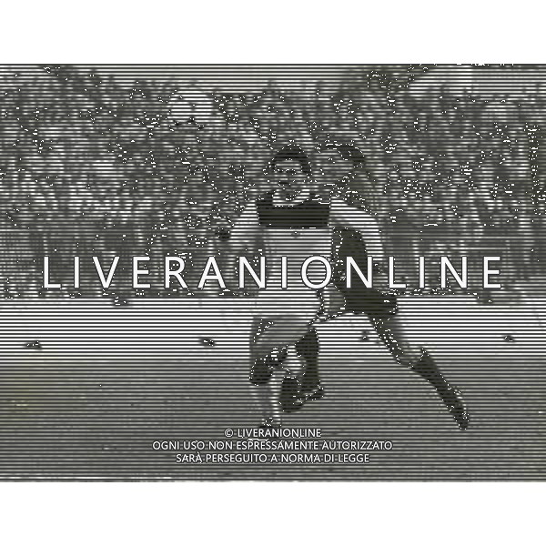RETROSPETTIVA SALVATORE GARRITANO CALCIATORE NELLA FOTO SALVATORE GARRITANO CON LA MAGLIA DEL BOLOGNA AG ALDO LIVERANI SAS