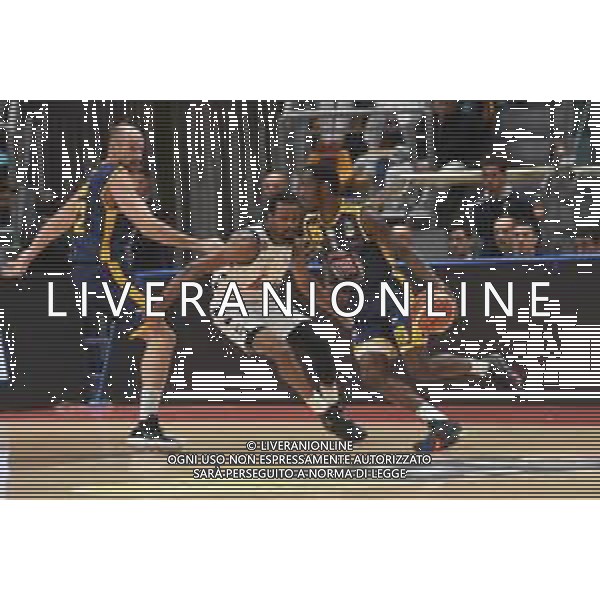 Virtus Segafredo BOLOGNA - Fiat TORINO BASKET Settima giornata del campionato di Serie A1 PalaDozza Bologna 18.11.2018 NELLA FOTO Kevin Punter e Tyshawn Taylor ©OPTIMAFOTO / AGENZIA ALDO LIVERANI SAS