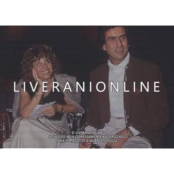 RETROSPETTIVA TOTO CUTUGNO CANTANTE 1989 NELLA FOTO TOTO CUTUGNO CON SIMONA MARCHINI AG ALDO LIVERANI SAS