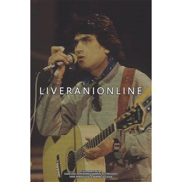 RETROSPETTIVA TOTO CUTUGNO CANTANTE NELLA FOTO TOTO CUTUGNO AG ALDO LIVERANI SAS