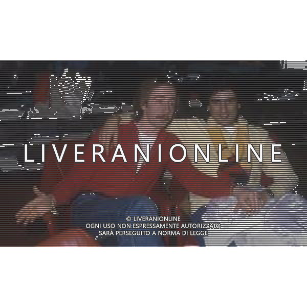 RETROSPETTIVA TOTO CUTUGNO CANTANTE NELLA FOTO TOTO CUTUGNO CON IL PAROLIERE CRISTIANO MINELLONO AG ALDO LIVERANI SAS