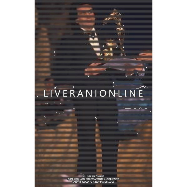 RETROSPETTIVA TOTO CUTUGNO CANTANTE 1990 NELLA FOTO TOTO CUTUGNO AG ALDO LIVERANI SAS