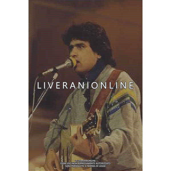 RETROSPETTIVA TOTO CUTUGNO CANTANTE NELLA FOTO TOTO CUTUGNO AG ALDO LIVERANI SAS