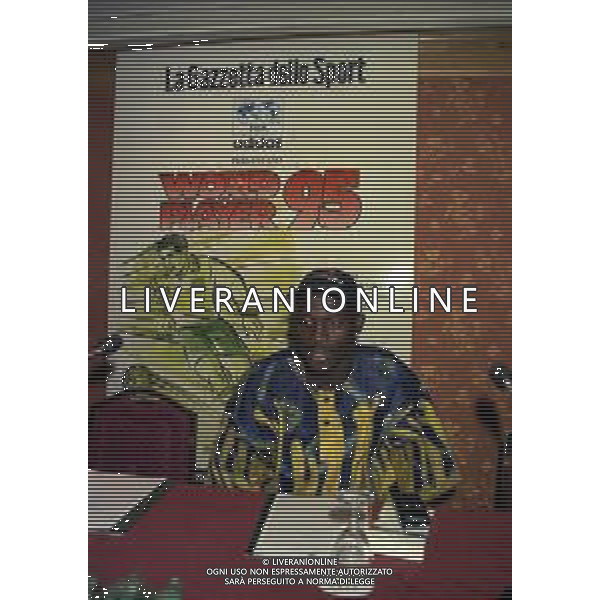 08-01-1996 MILANO-FIFA WORLD PLAYER TEATRO NAZIONALE NELLA FOTO GEORGE WEAH AG ALDO LIVERANI SAS