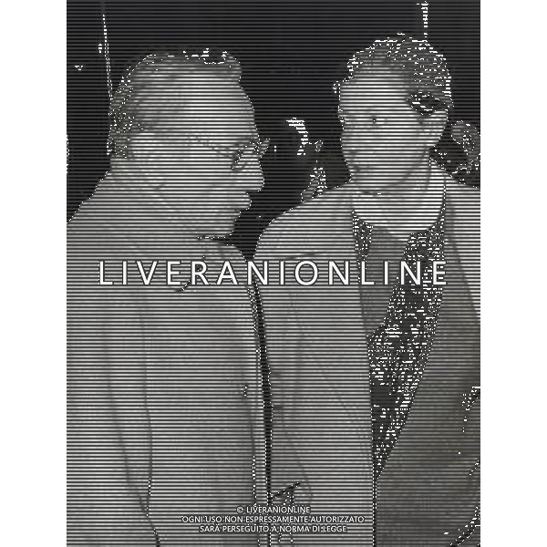 RETROSPETTIVA EDUARDO DE FILIPPO ATTORE REGISTA E SCENEGGIATORE 1980 NELLA FOTO EDUARDO DE FILIPPO CON LA MOGLIE ISABELLA QUARANTOTTI AG ALDO LIVERANI SAS