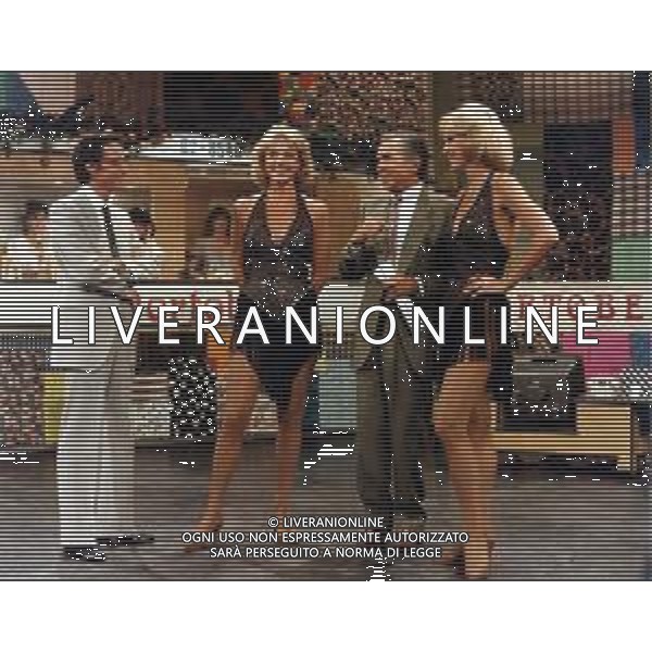 Le Gemelle Alice e Ellen Kessler, ballerine e cantanti tedesche - RETROSPETTIVA nella foto a Portobello condotto da Enzo Tortora ©ARCHIVIO / AGENZIA ALDO LIVERANI SAS