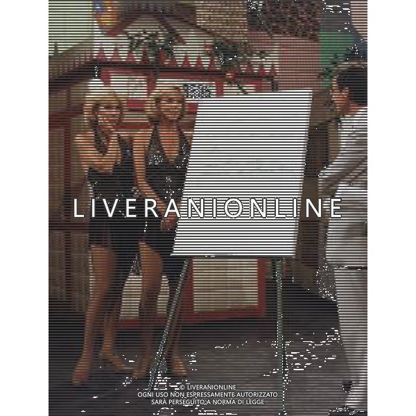 Le Gemelle Alice e Ellen Kessler, ballerine e cantanti tedesche - RETROSPETTIVA nella foto a Portobello ©ARCHIVIO / AGENZIA ALDO LIVERANI SAS